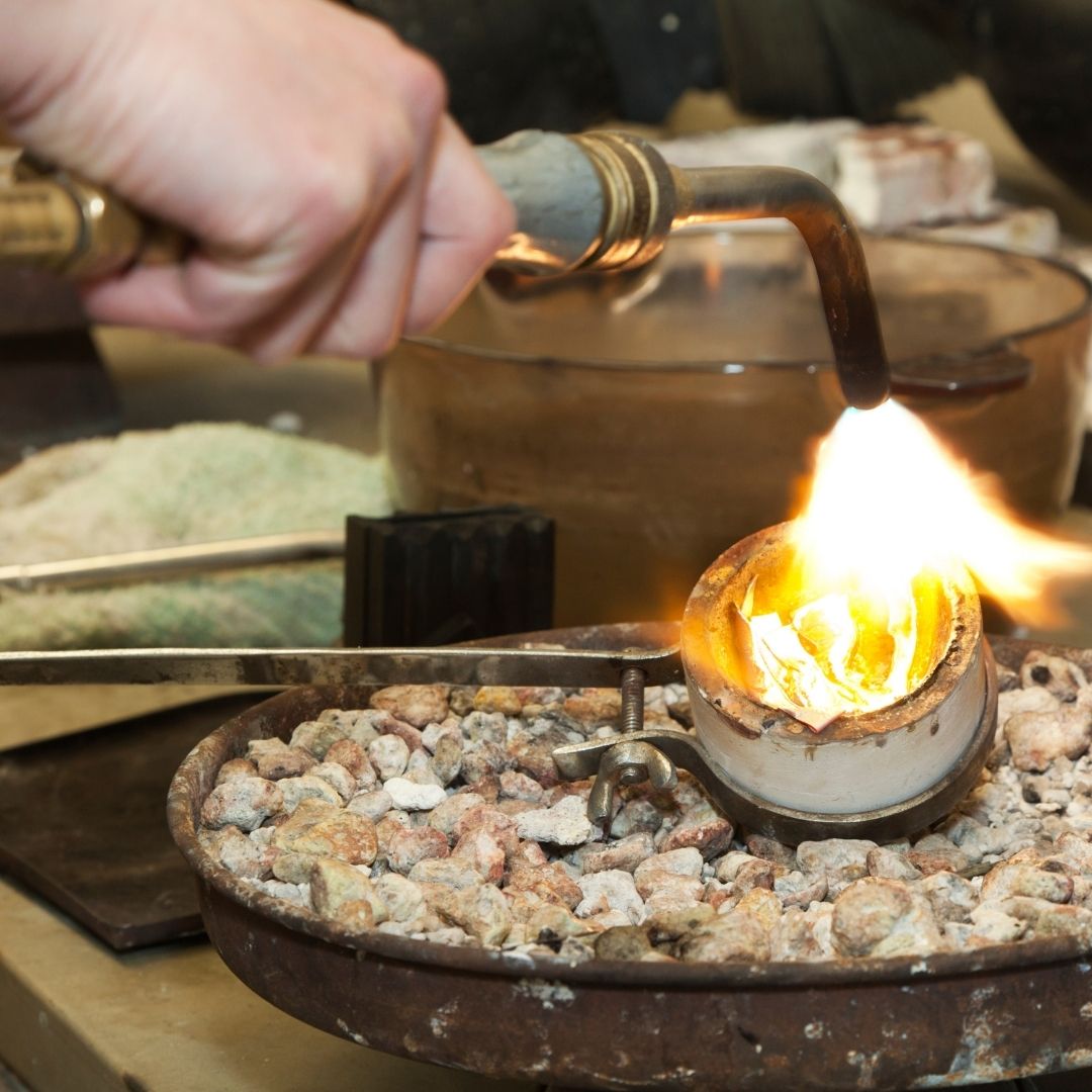 Creating handcrafted jewellery process by Belle Fever