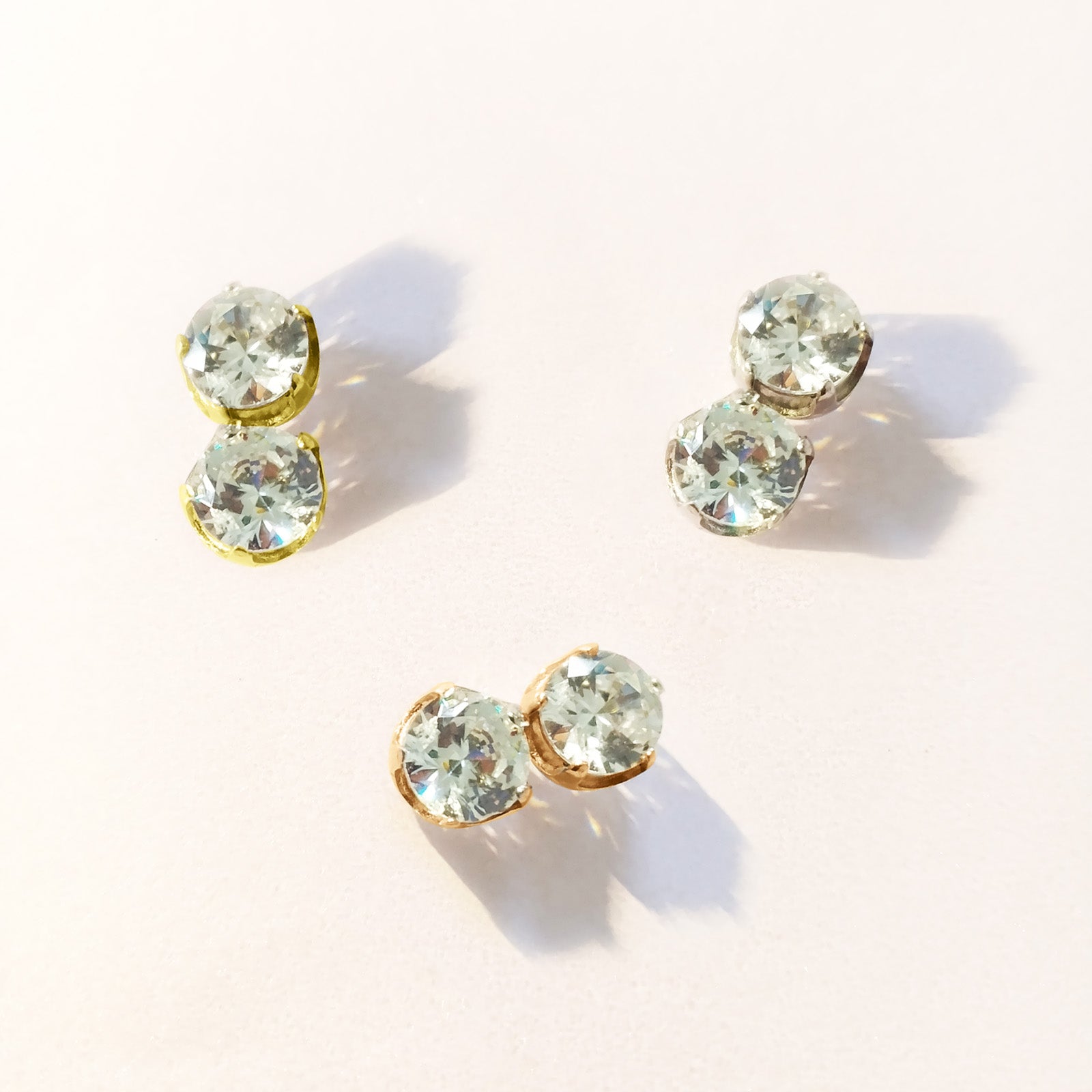 AddOn Special - Round Stud Earrings - AddOn Special