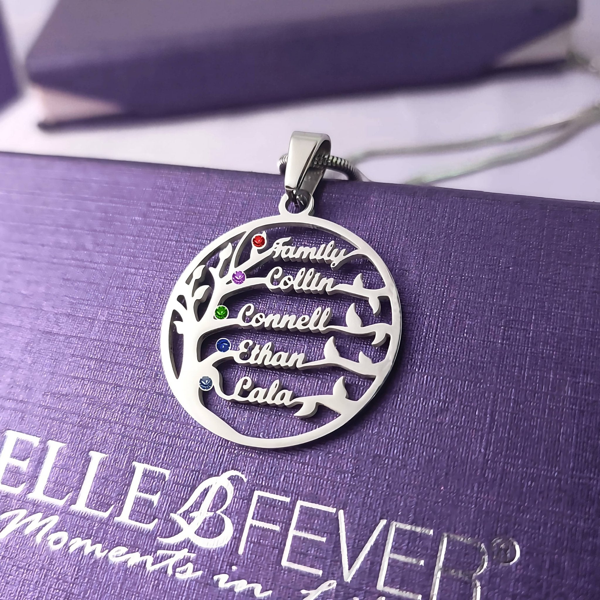 Family name store necklace silver