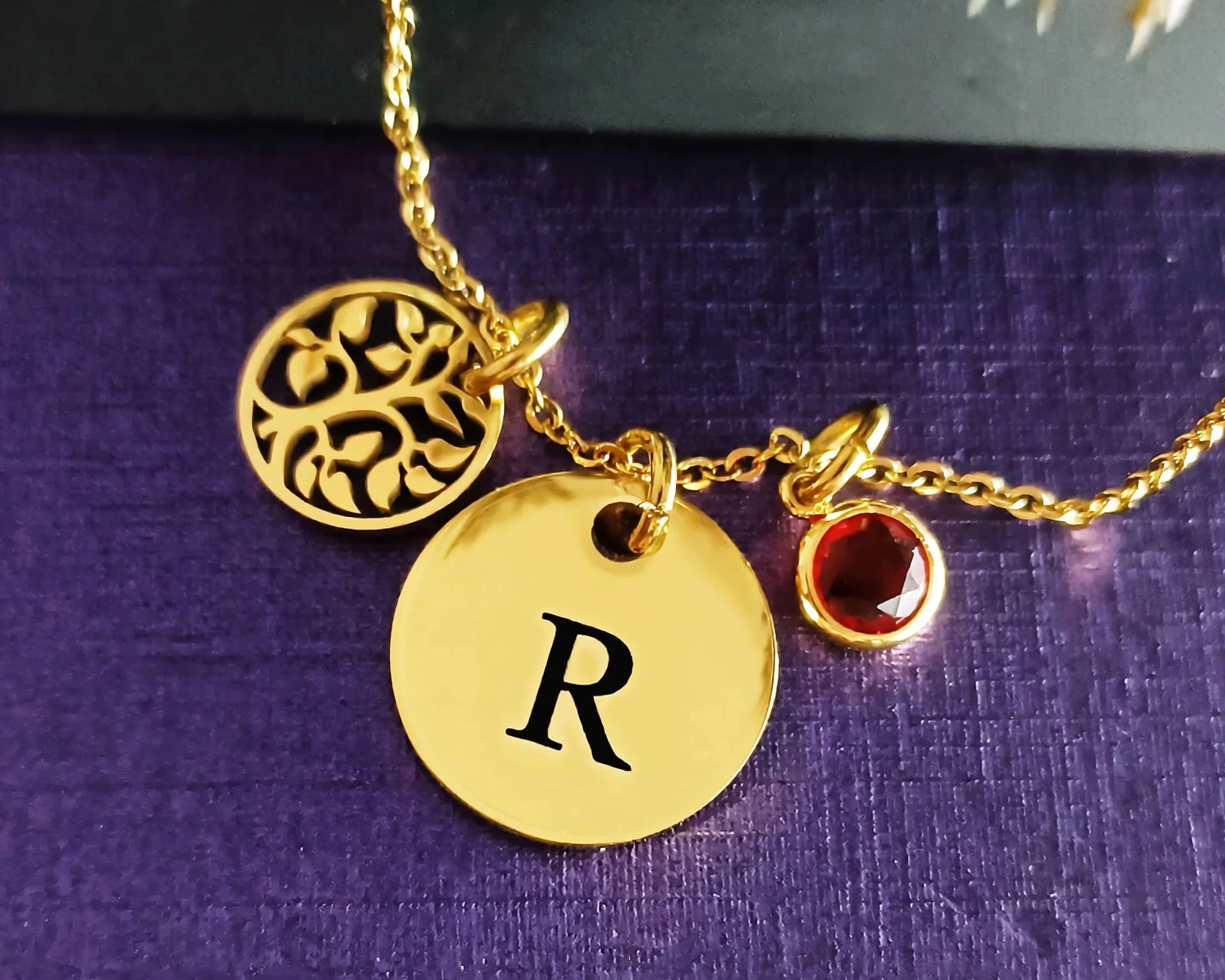 How to Incorporate Birthstones in Personalised Jewellery – Belle Fever