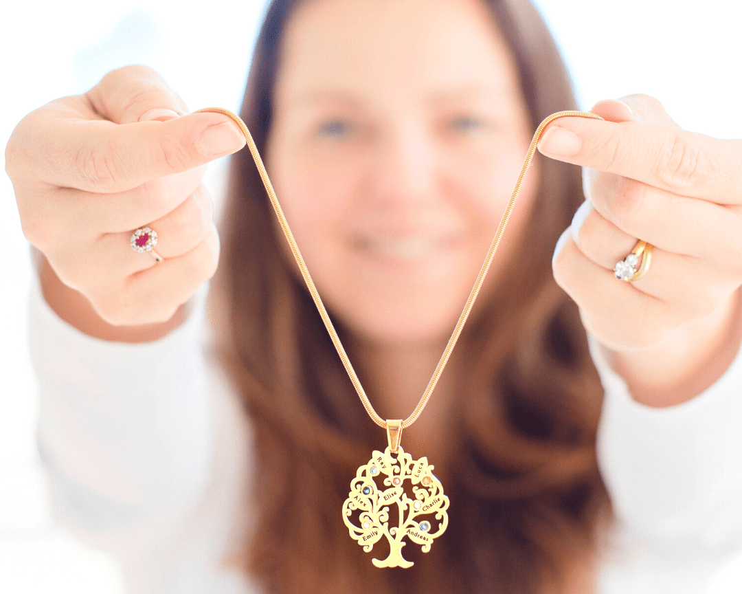 💗 Pass down a meaningful legacy with a personalised necklace - BELLE FEVER
