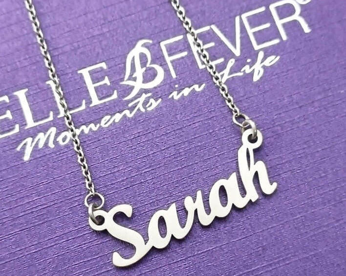 Choosing the Perfect Personalized Jewelry Gift: A Guide for Gift Shoppers