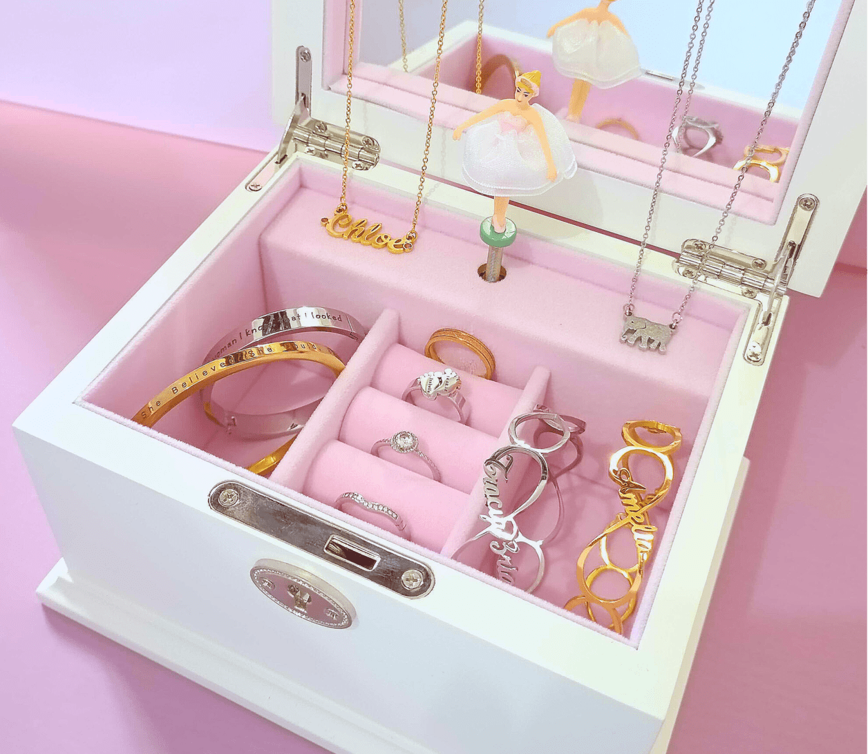 wondering-what-to-get-your-loved-ones-belle-fever