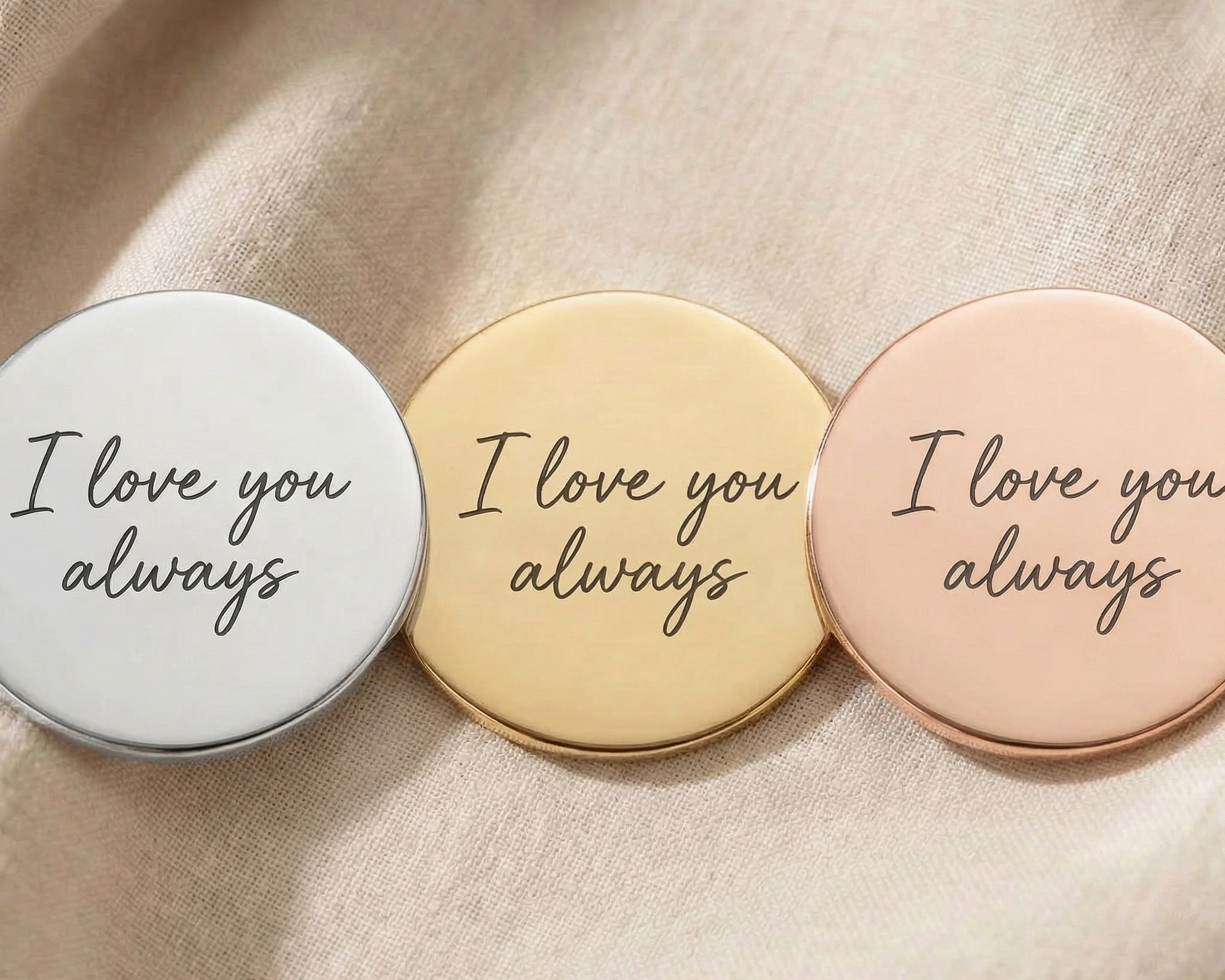 Dream locket engraved disc inserts tone comparison showing gold, silver and rose gold finishes with message detail
