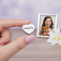 Personalised love Heart Charm – silver heart bead engraved with the name ‘Isabella’. A sentimental Belle Fever charm celebrating love & family 