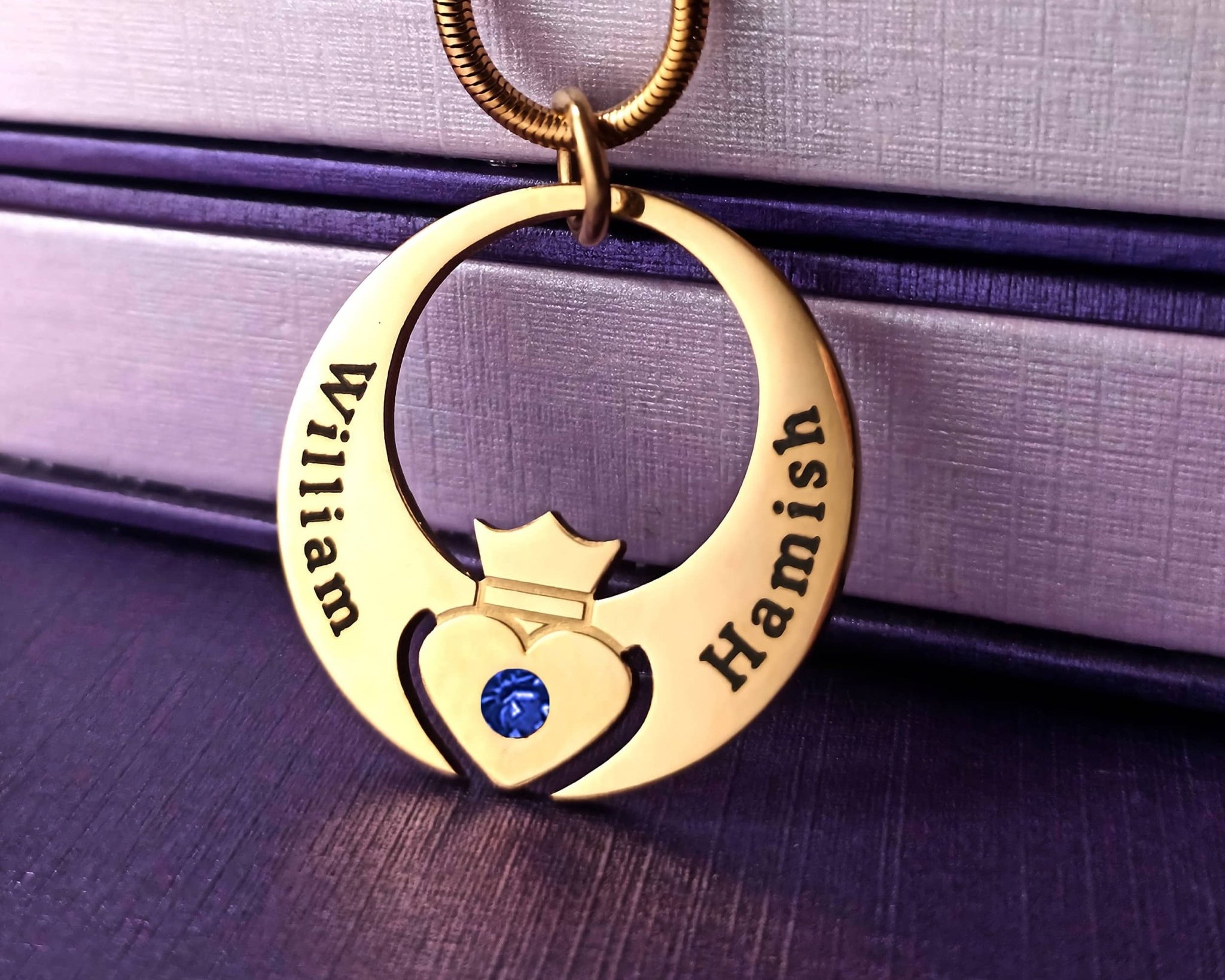 Queen of My Heart Necklace - Mothers Jewellery by Belle Fever